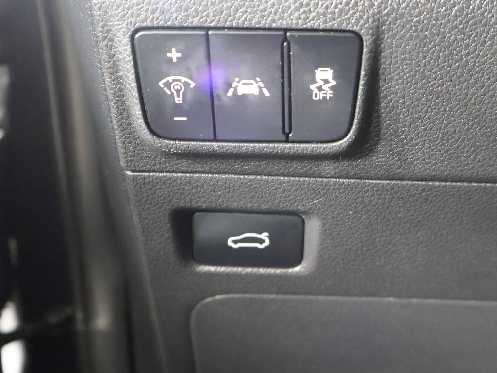 Used 2023 Kia K5 LXS FWD image 30