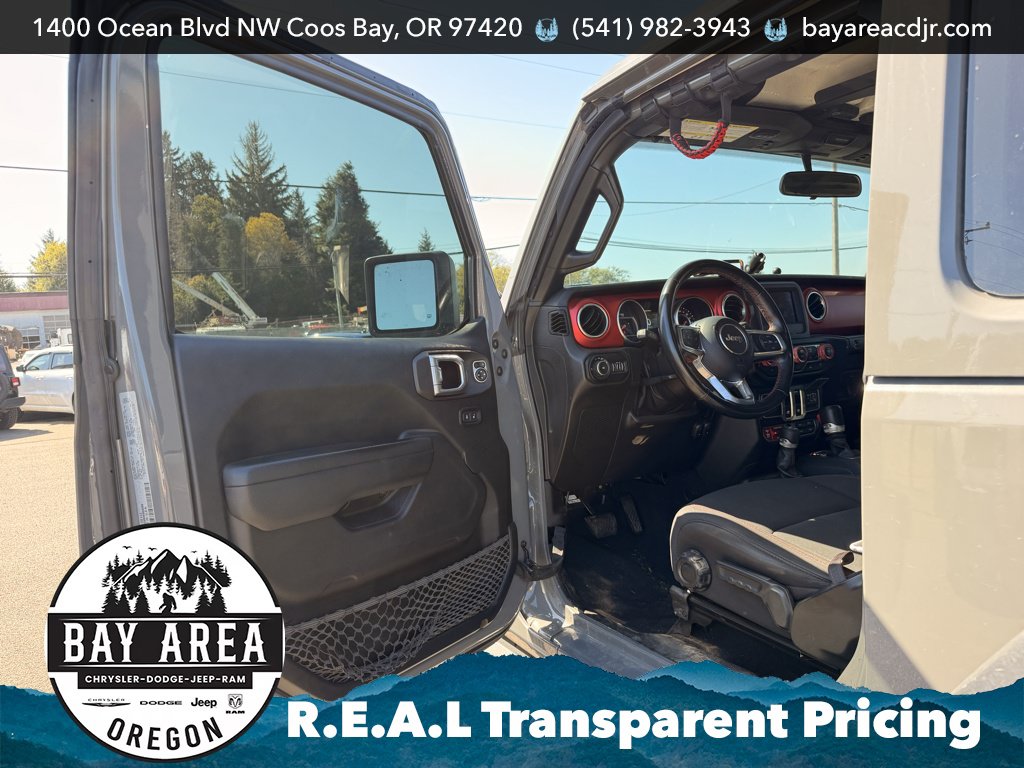 Used 2021 Jeep Wrangler Rubicon w/ Cold Weather Group AWD/4WD image 10