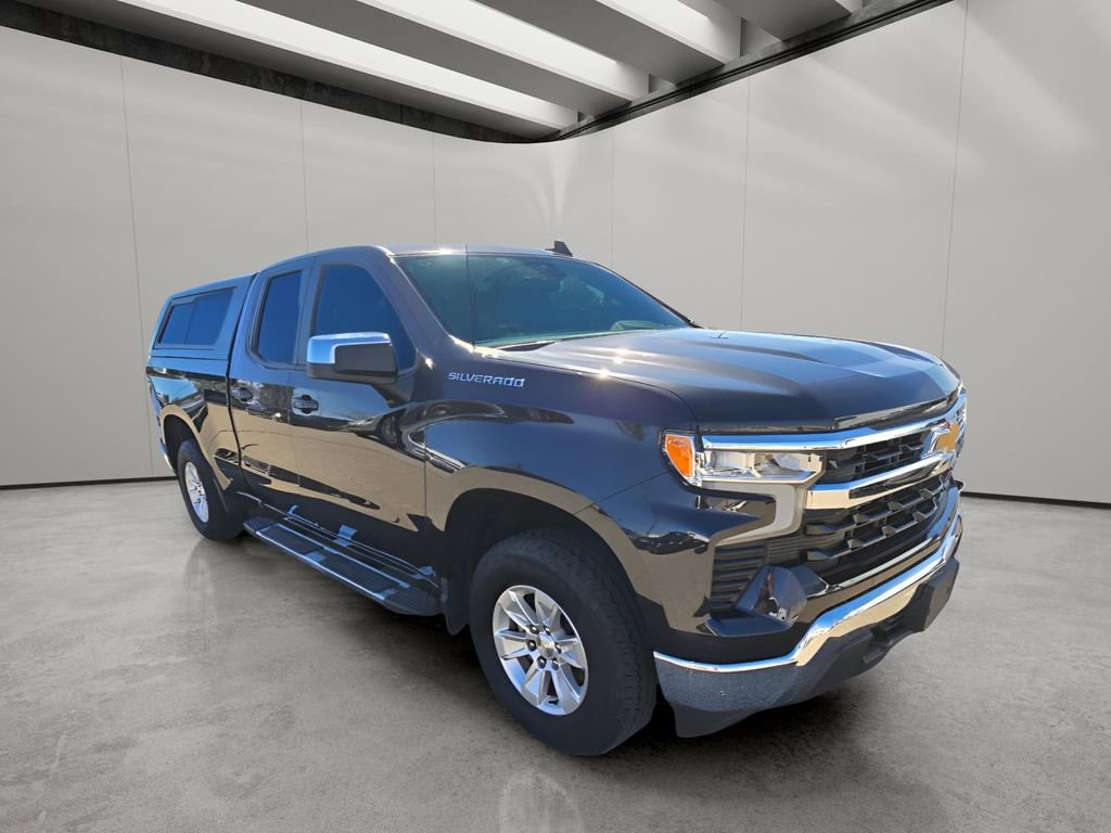 Used 2023 Chevrolet Silverado 1500 LT image 14