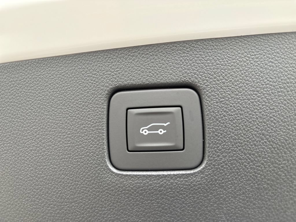 New 2026 Buick Envista Avenir FWD image 34