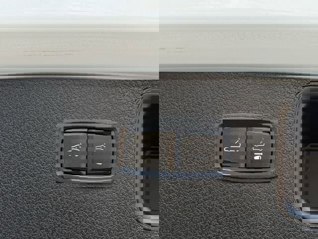 Used 2018 Porsche Macan S w/ Premium Package Plus image 32