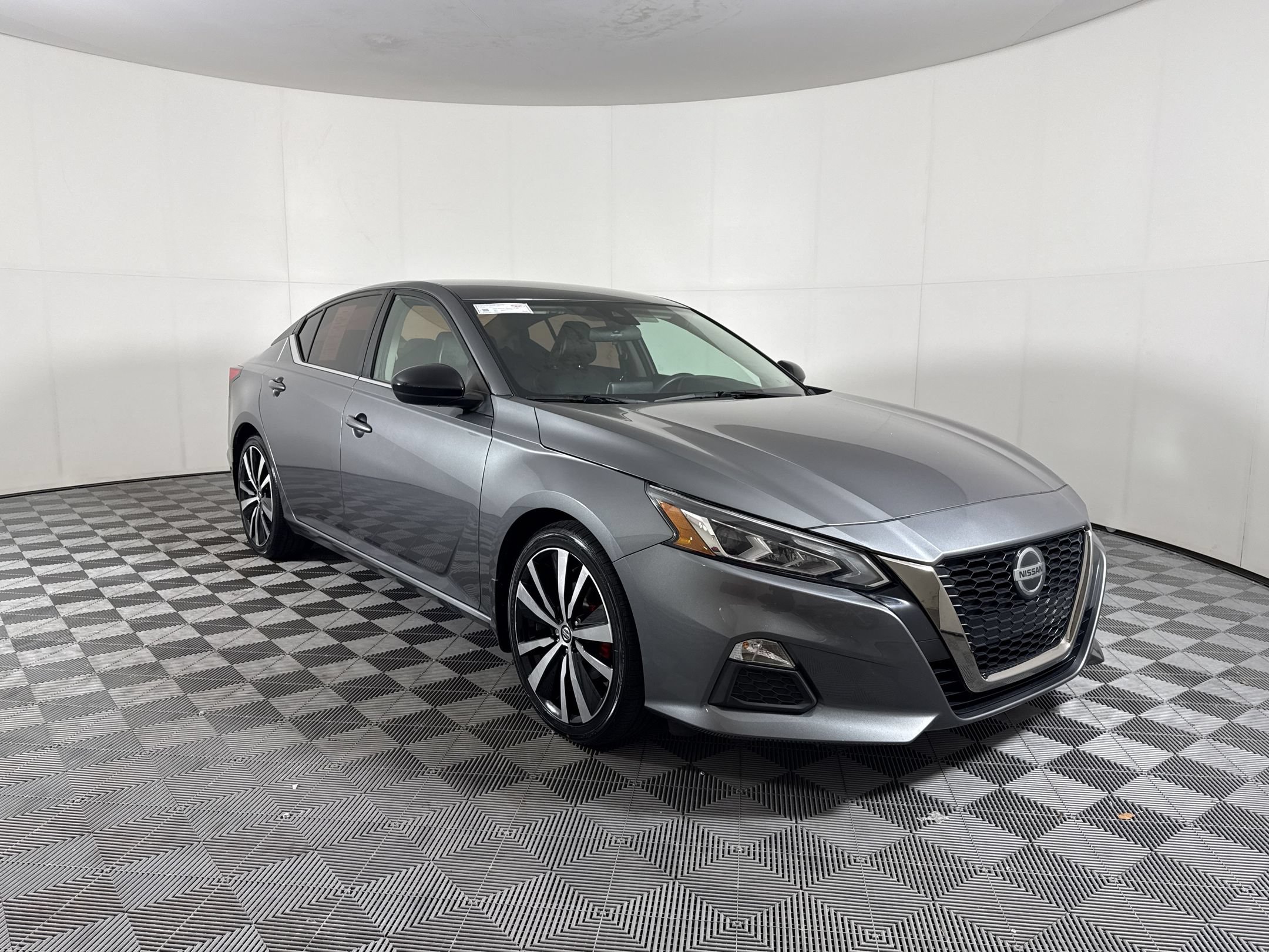 Used 2022 Nissan Altima 2.5 SR FWD image 6