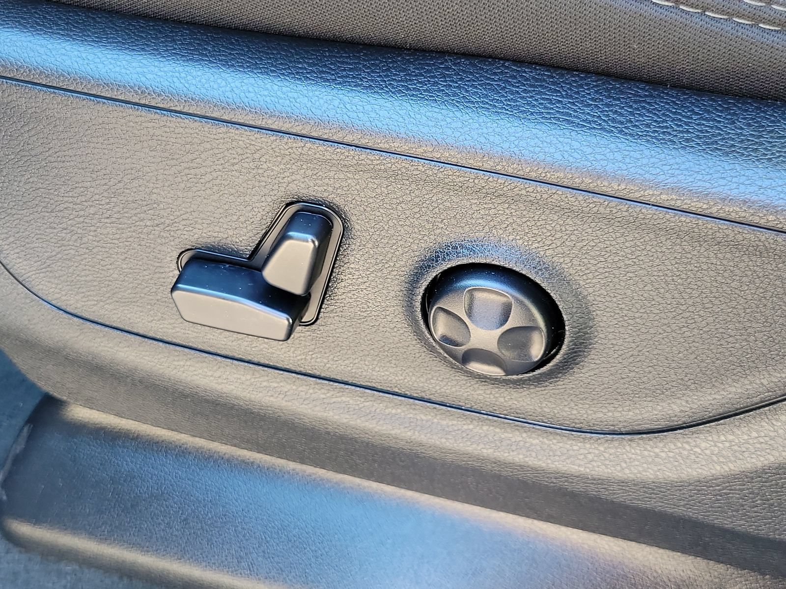 Used 2021 RAM 1500 Big Horn AWD/4WD image 10