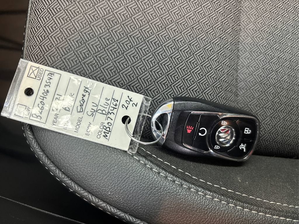 Used 2021 Buick Encore GX Select image 37