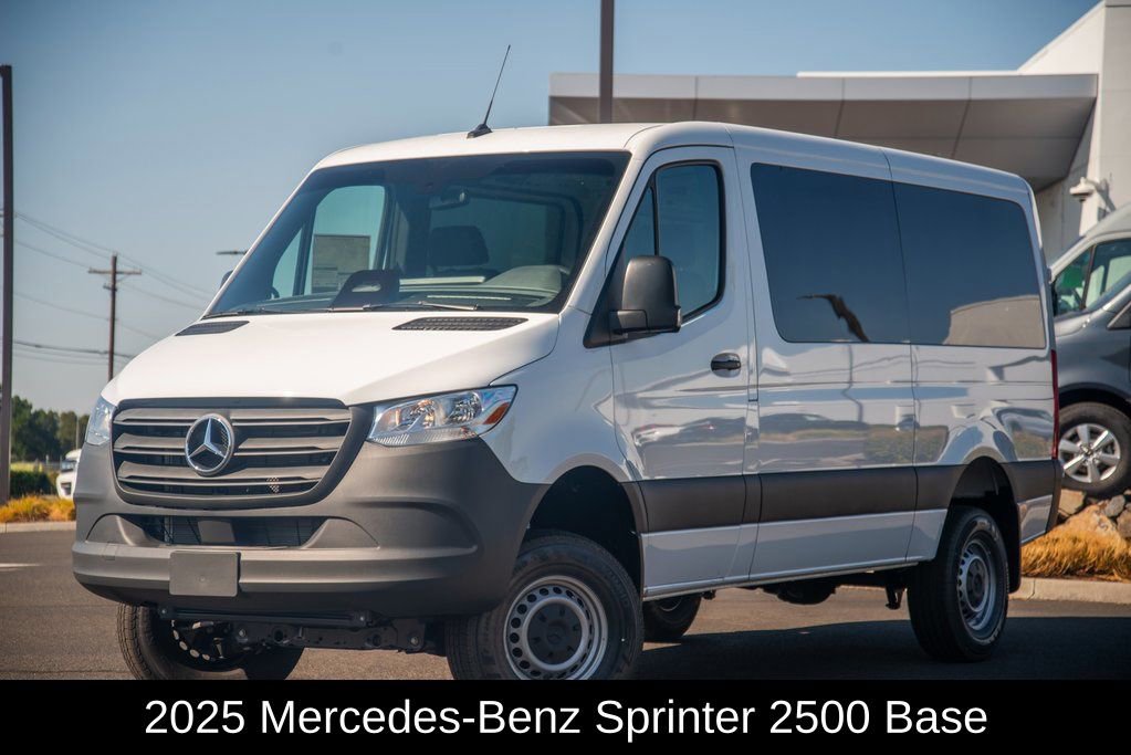 Used 2025 Mercedes-Benz Sprinter 2500 image 1