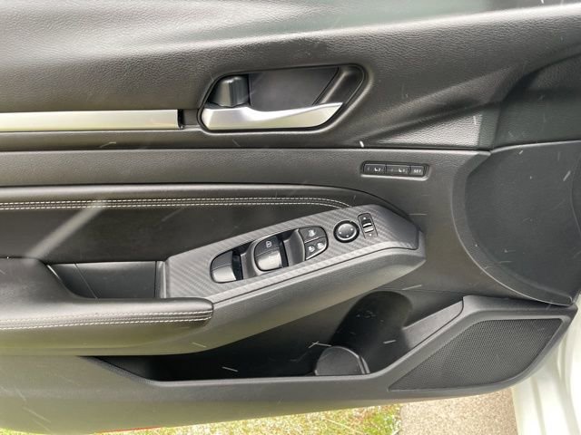 Used 2019 Nissan Altima 2.5 Platinum AWD/4WD image 19