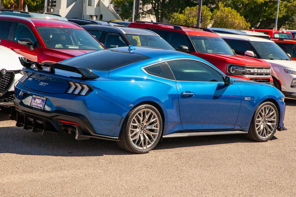 Used 2024 Ford Mustang GT Premium image 5