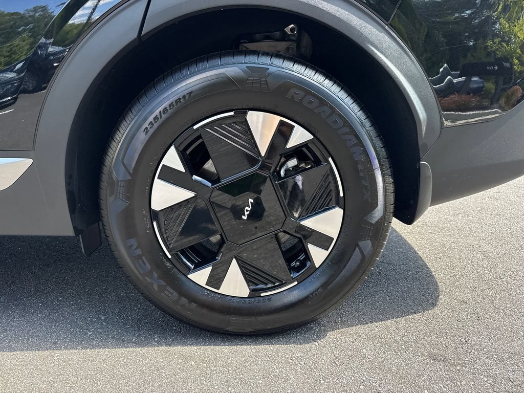Used 2026 Kia Sportage LX FWD image 19