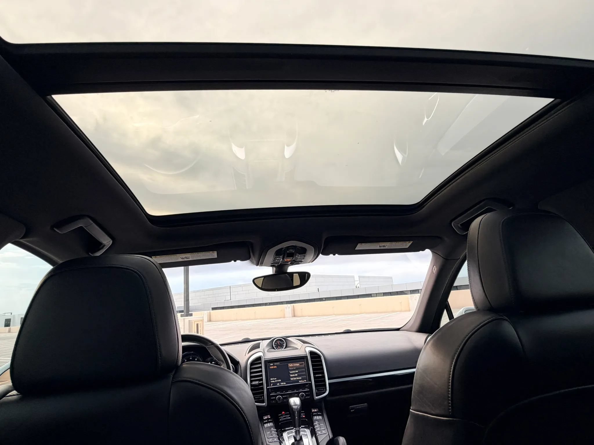 Used 2016 Porsche Cayenne AWD/4WD image 14