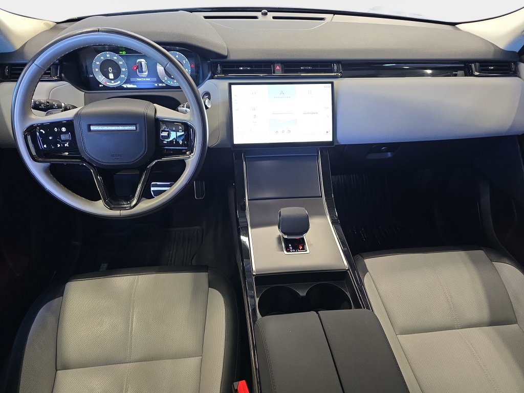 Used 2025 Land Rover Range Rover Velar Dynamic SE AWD/4WD image 10