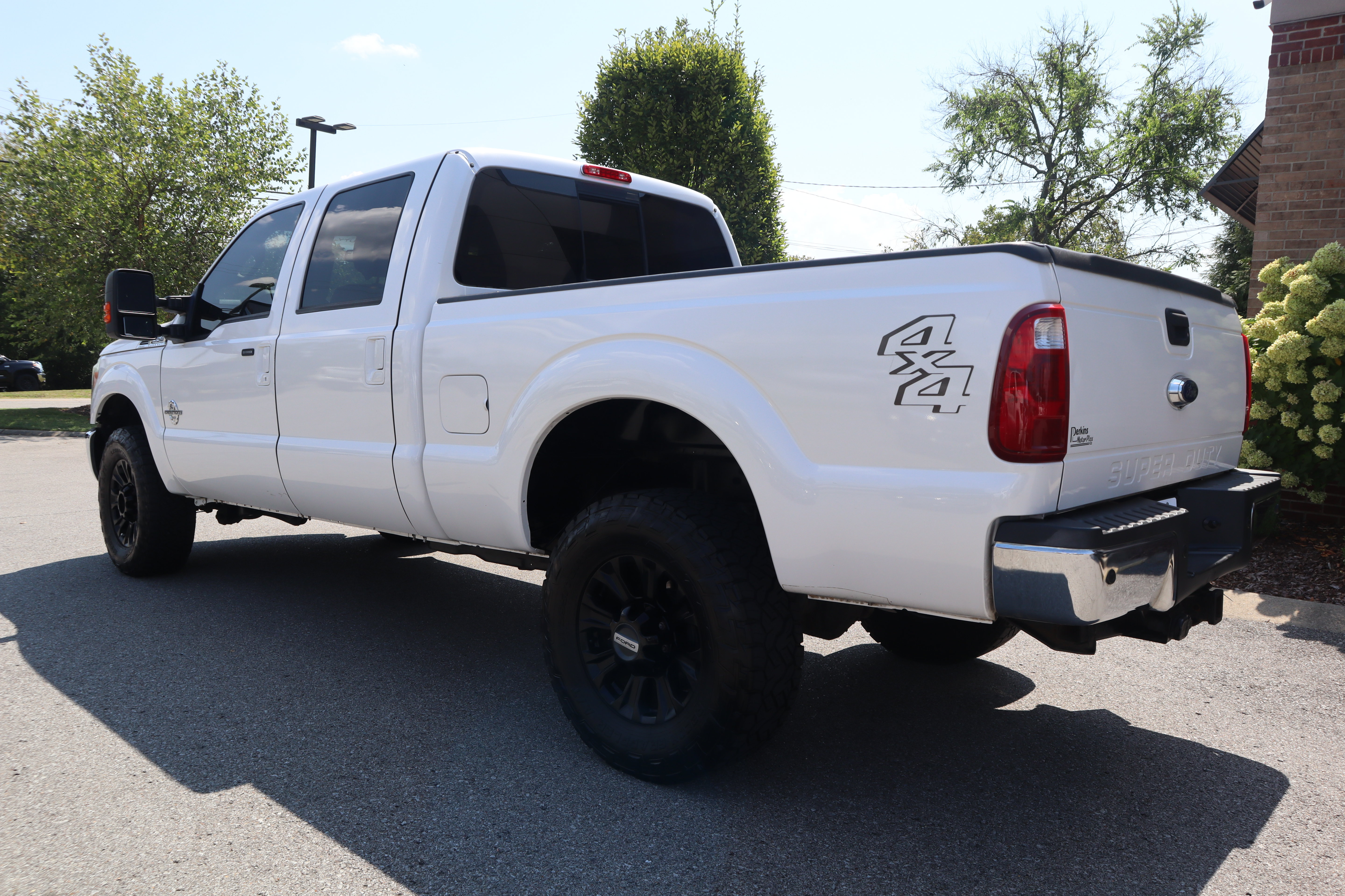 Used 2015 Ford F350 Lariat w/ Lariat Interior Package AWD/4WD image 9