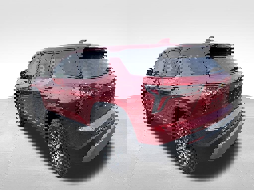 Certified 2026 Chevrolet Equinox LT w/ LPO, Floor Liner Package image 3