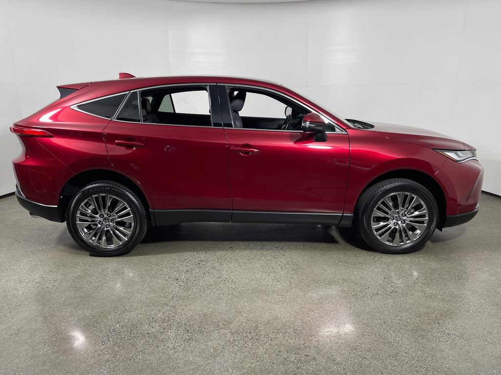 Certified 2024 Toyota Venza Limited AWD/4WD image 2