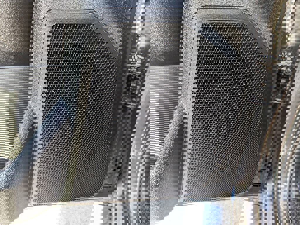 Used 2024 RAM 2500 Tradesman w/ Chrome Appearance Group image 16