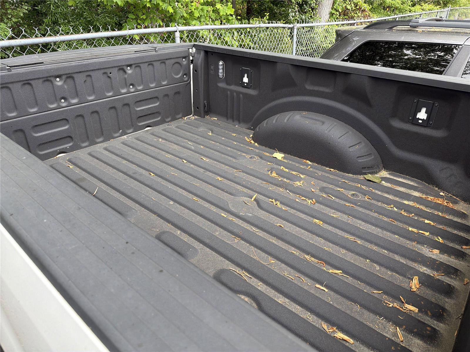 Used 2022 Ford F250 Limited w/ FX4 Off-Road Package AWD/4WD image 6