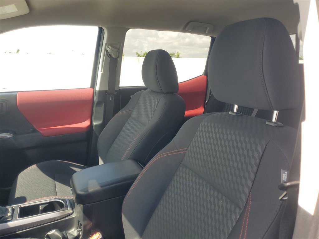 Used 2023 Toyota Tacoma SR5 image 15
