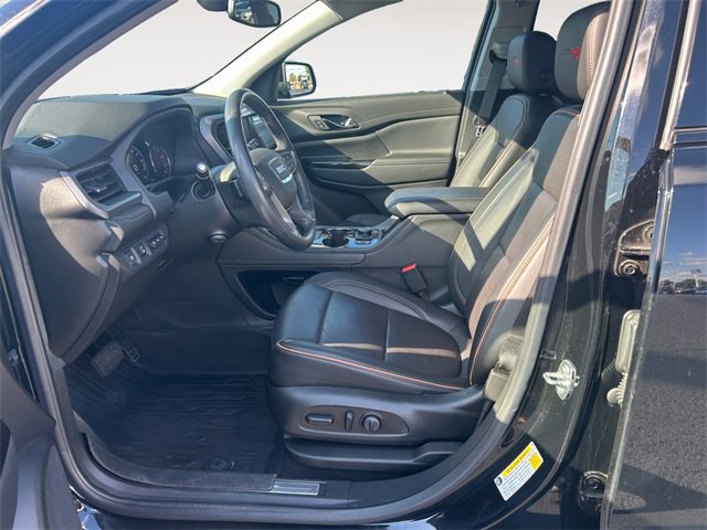 Used 2021 GMC Acadia AT4 w/ Technology Package image 9