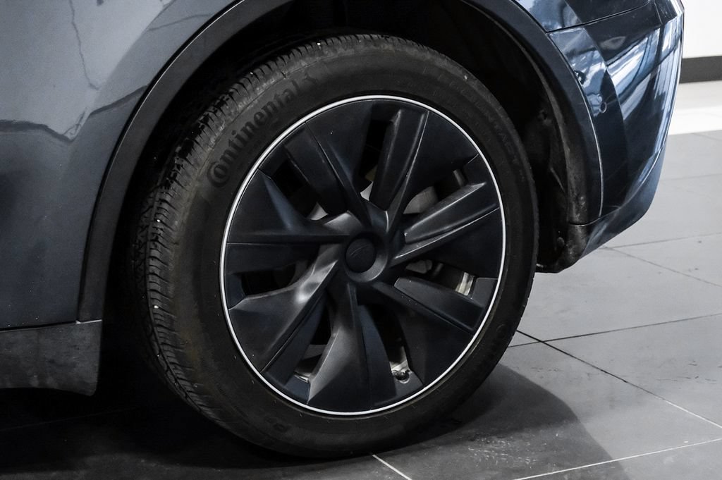 Used 2022 Tesla Model Y Long Range AWD/4WD image 53