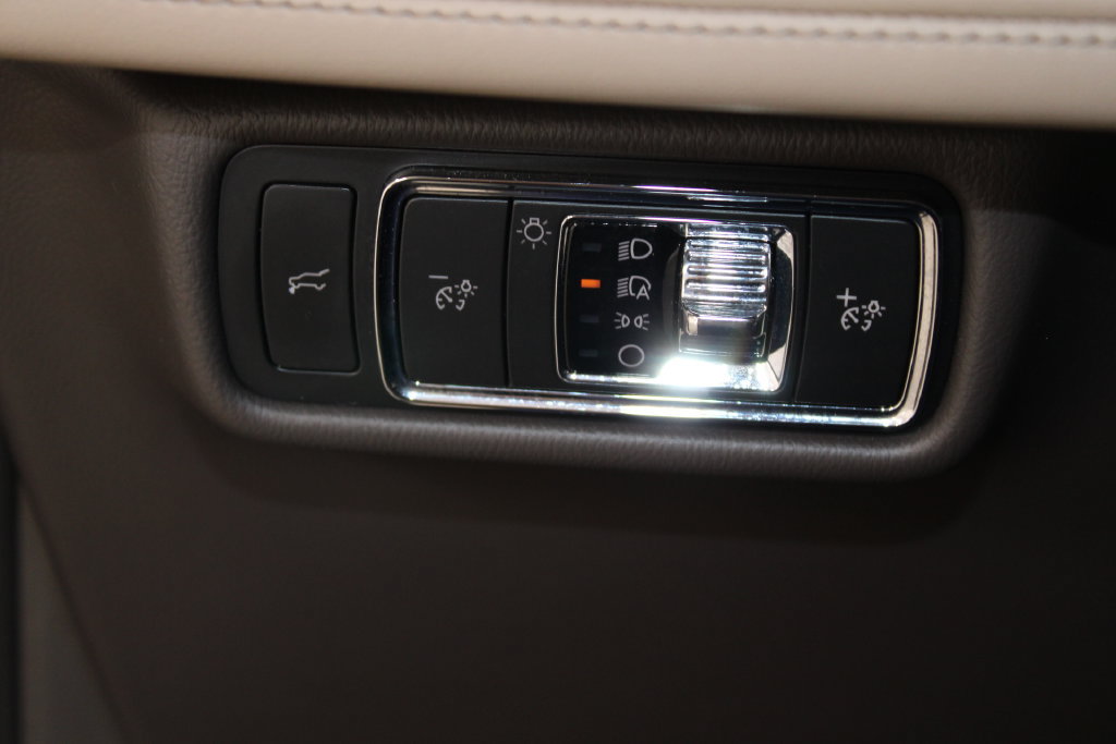 Used 2023 Lincoln Aviator Reserve w/ Equipment Group 201A AWD/4WD image 48