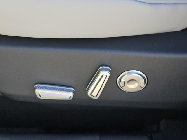 New 2026 Lincoln Nautilus Premier w/ Equipment Group 102A AWD/4WD image 20