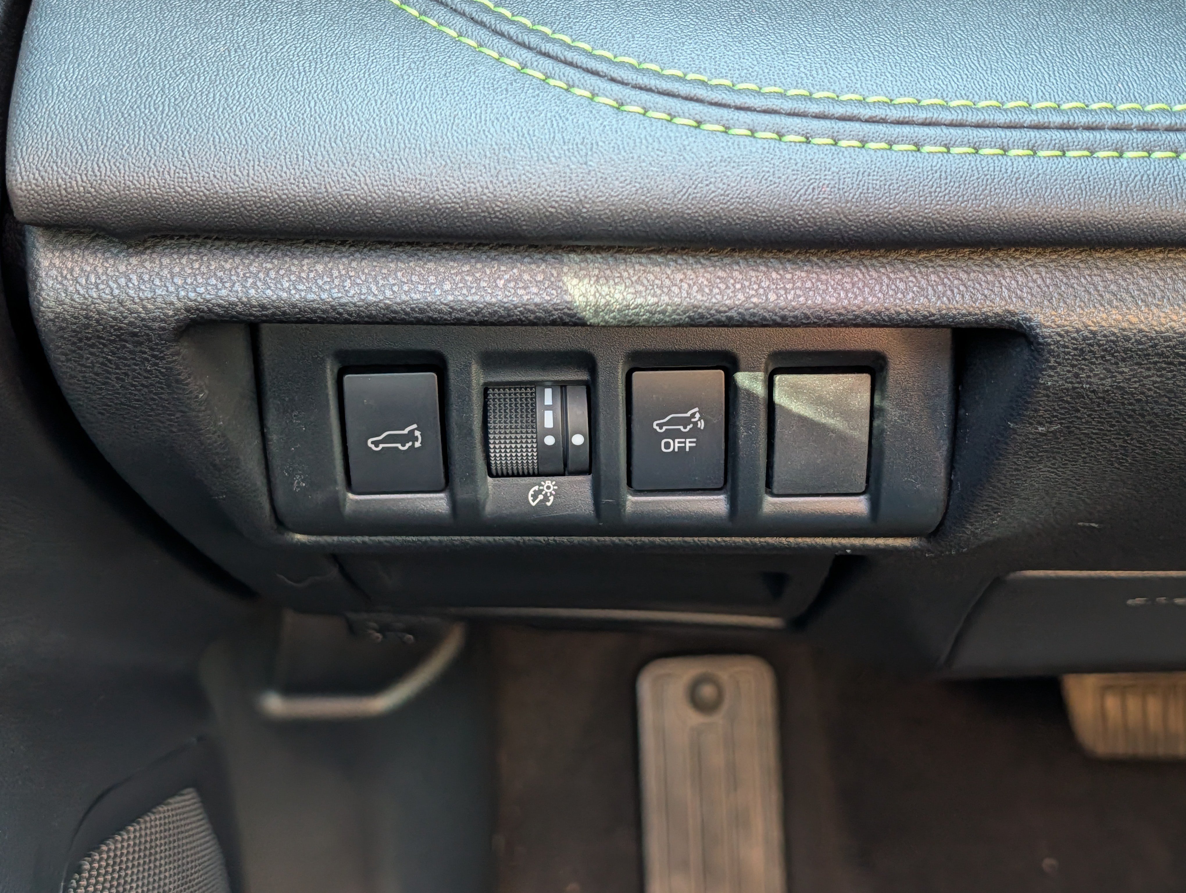 Certified 2025 Subaru Outback Onyx Edition AWD/4WD image 26