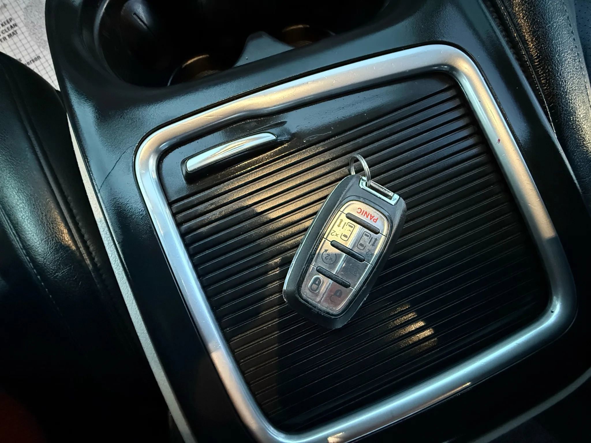 Used 2021 Chrysler Pacifica Touring-L image 37