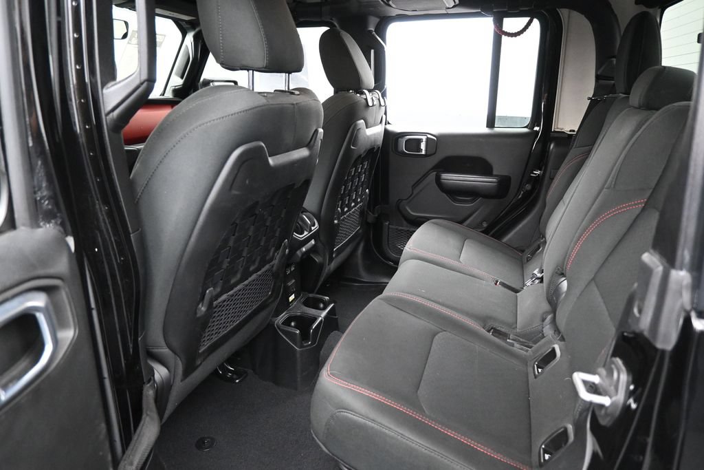 Used 2021 Jeep Gladiator Rubicon AWD/4WD image 26