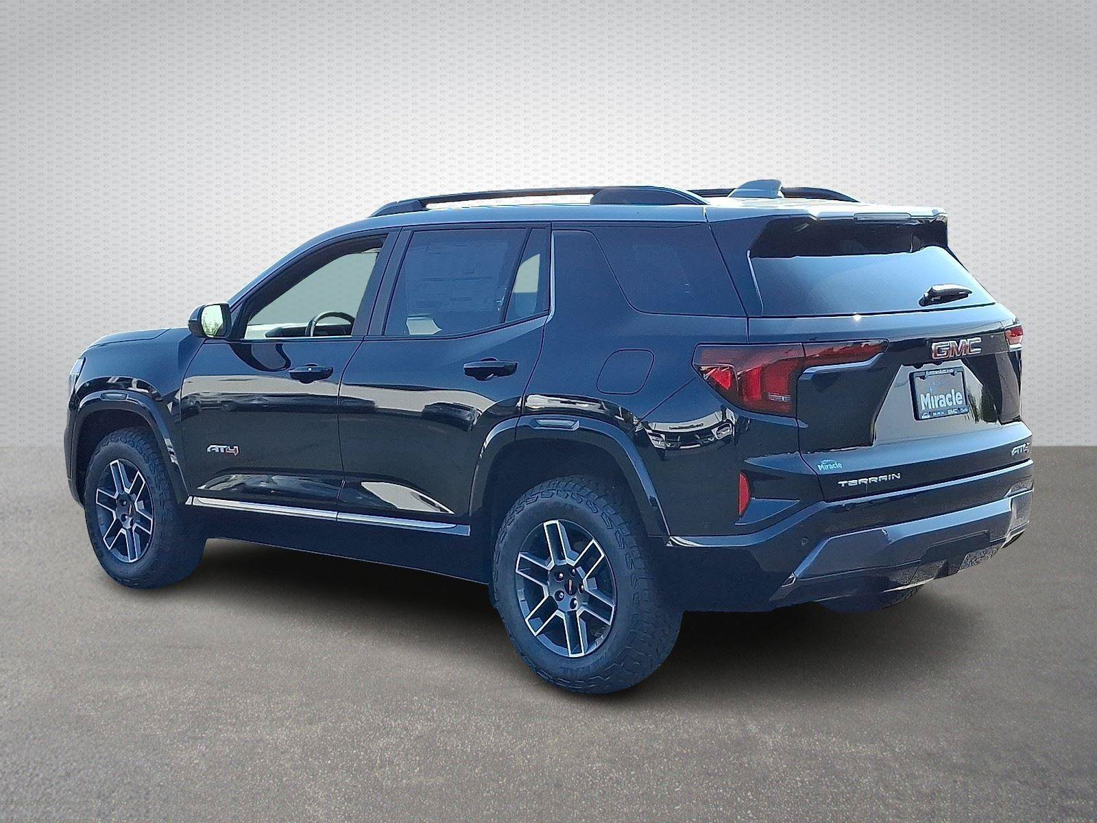New 2026 GMC Terrain AT4 w/ LPO, Floor Liner Package AWD/4WD image 4