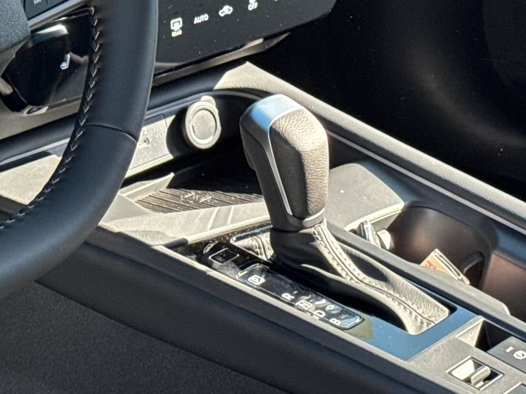 New 2026 Nissan Sentra SV w/ SV Convenience Package FWD image 15