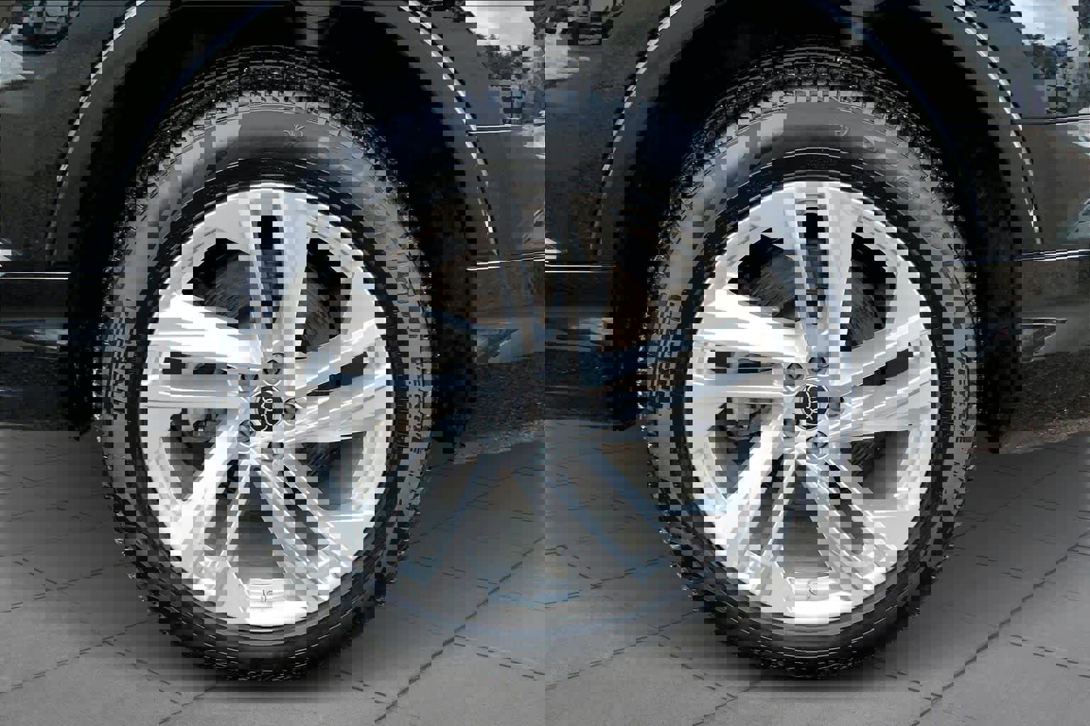 Used 2022 Audi Q7 Premium Plus image 10