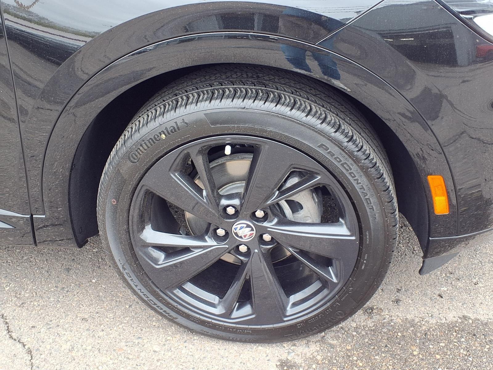 Used 2023 Buick Envision Preferred FWD image 28