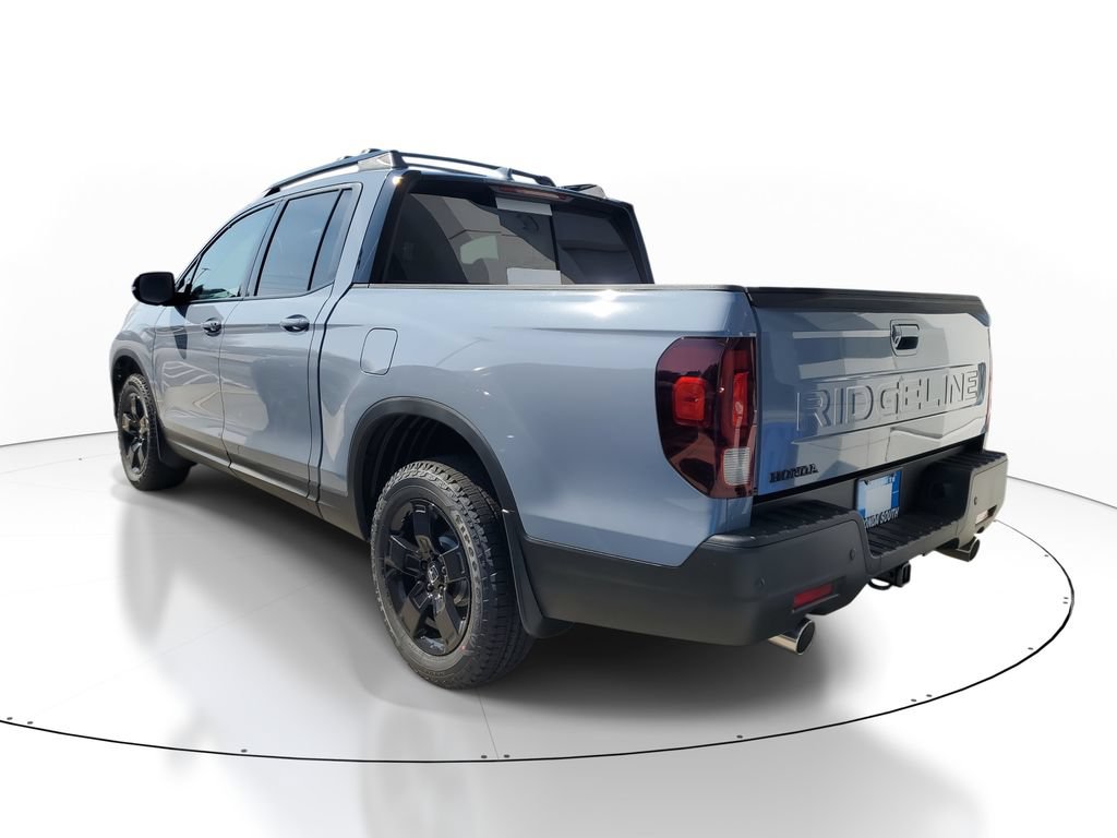 New 2026 Honda Ridgeline Black Edition image 4