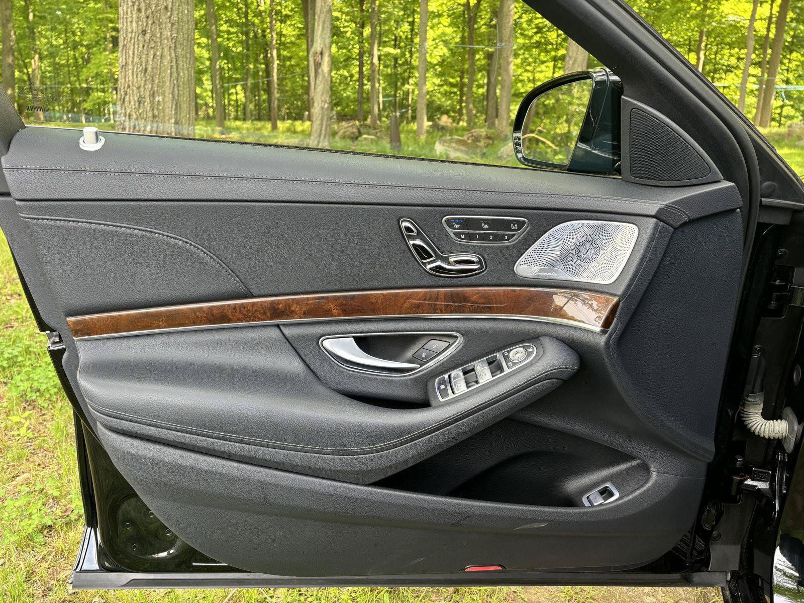Used 2015 Mercedes-Benz S 550 4MATIC Sedan image 40