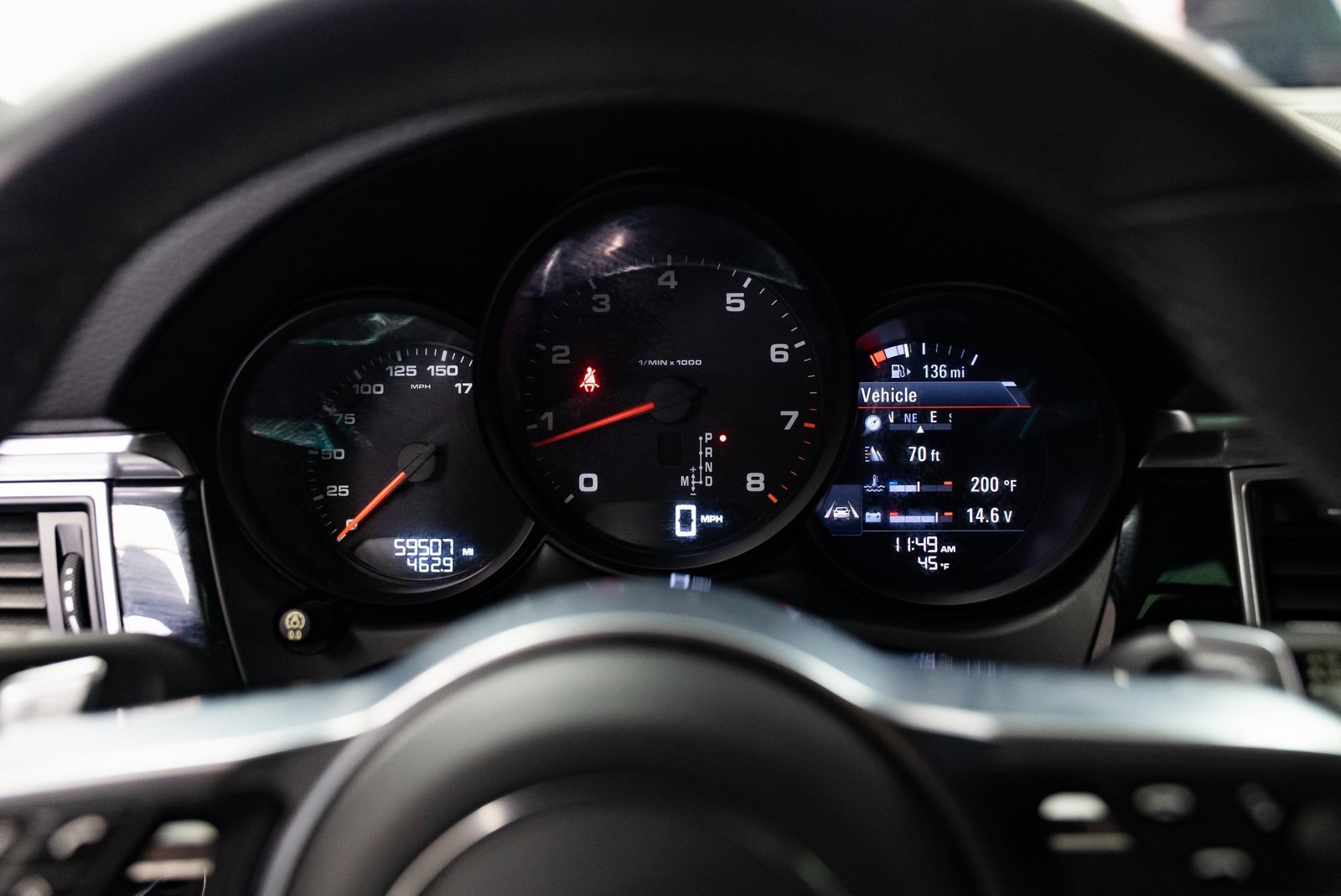 Used 2018 Porsche Macan w/ Premium Package Plus image 12