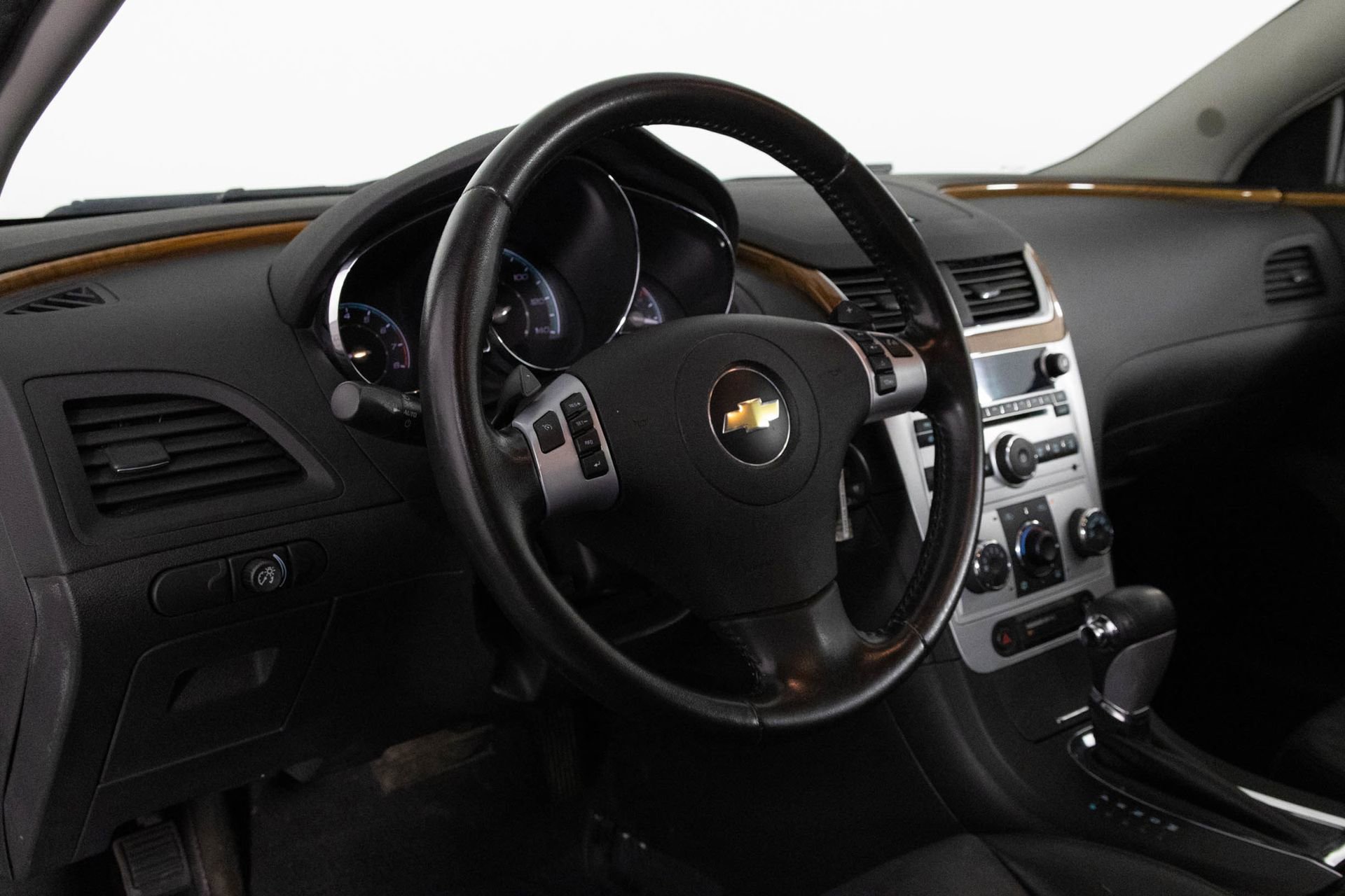 Used 2009 Chevrolet Malibu LT w/ HFV6 Engine Package image 22