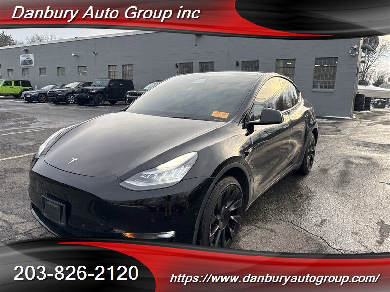 Used 2021 Tesla Model Y Long Range image 1
