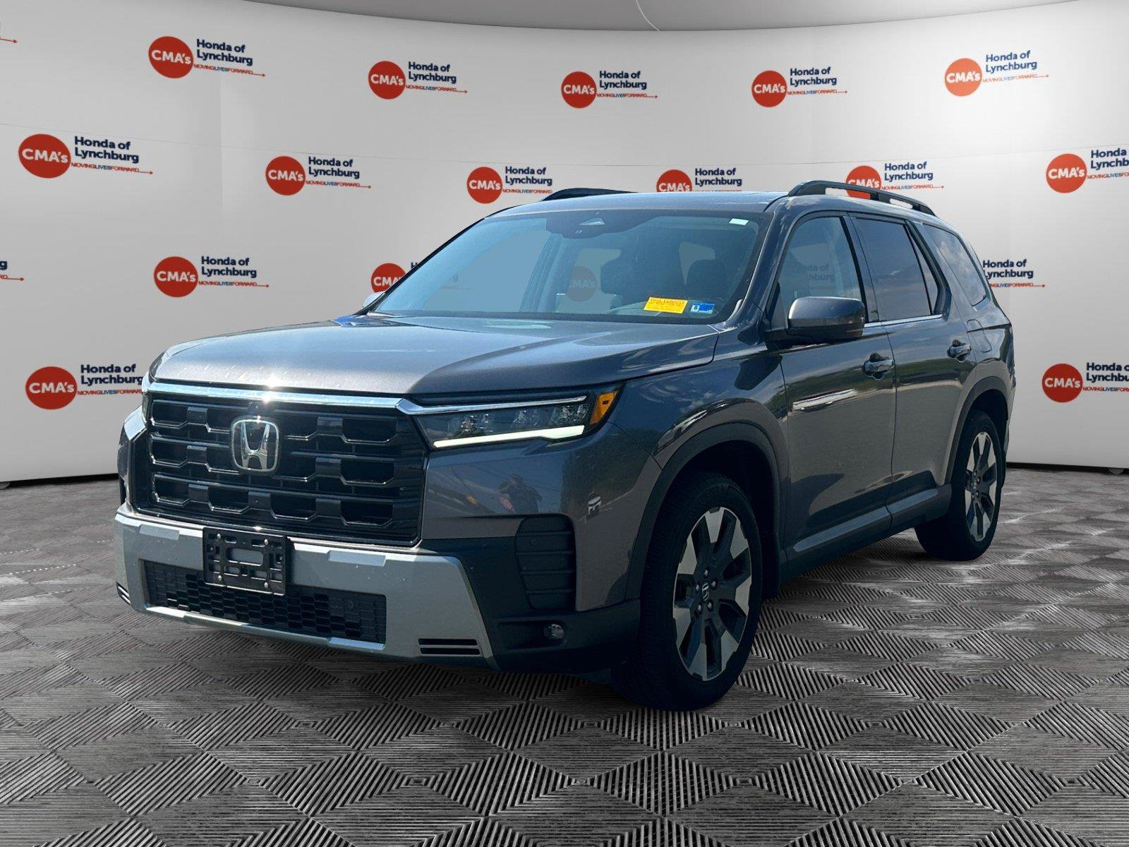 Used 2026 Honda Pilot Elite image 1