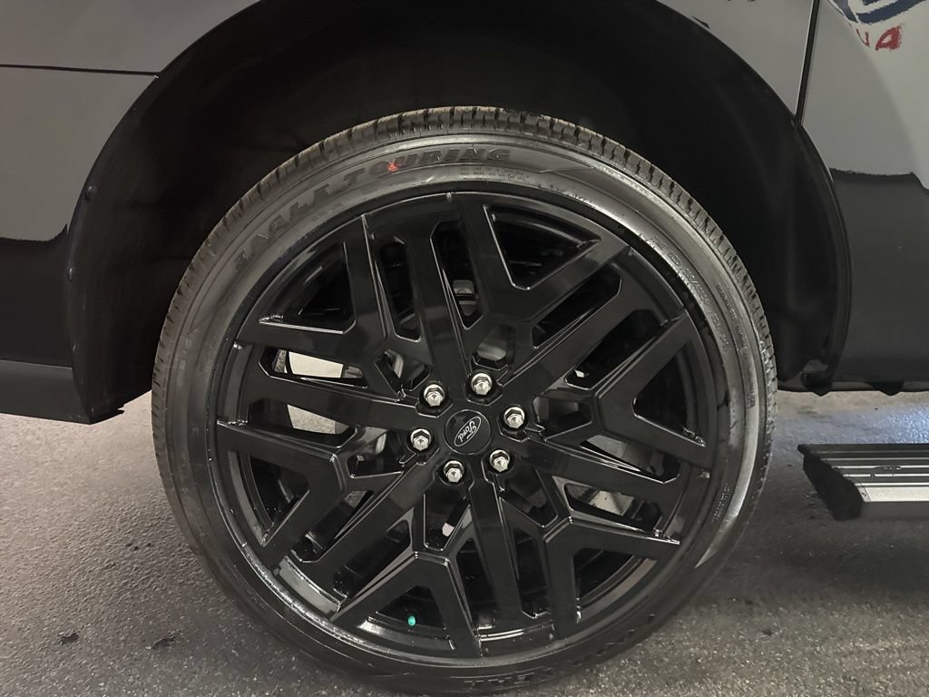 New 2026 Ford Expedition Max Platinum w/ Stealth Performance Package AWD/4WD image 15