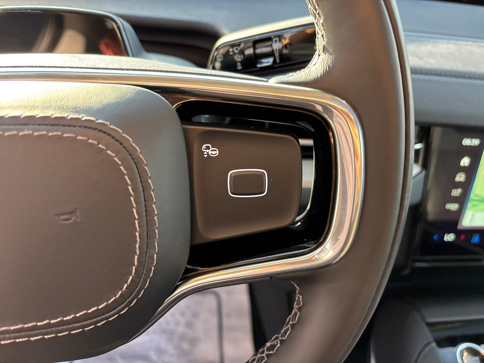 New 2026 Lincoln Navigator L Reserve AWD/4WD image 17