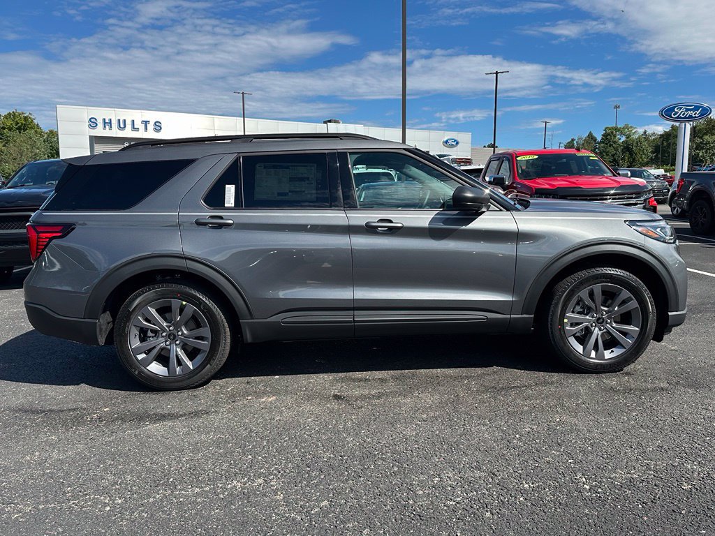 New 2027 Ford Explorer Active w/ Active Comfort Package AWD/4WD image 4