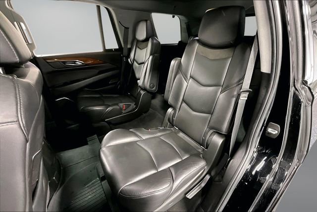 Used 2018 Cadillac Escalade Luxury image 23