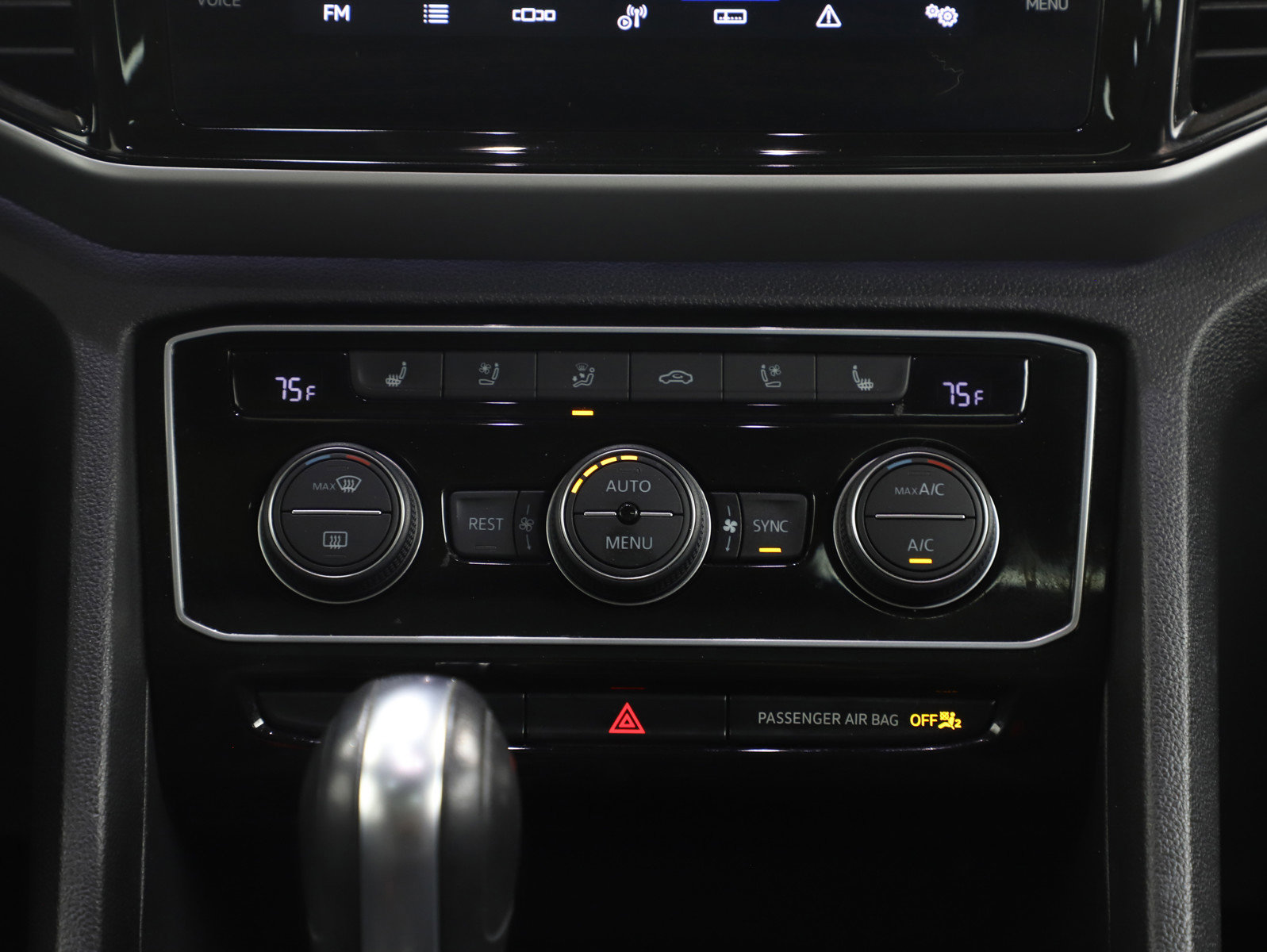 Used 2021 Volkswagen Atlas SEL Premium w/ MDO Package (Bench Seat) image 19