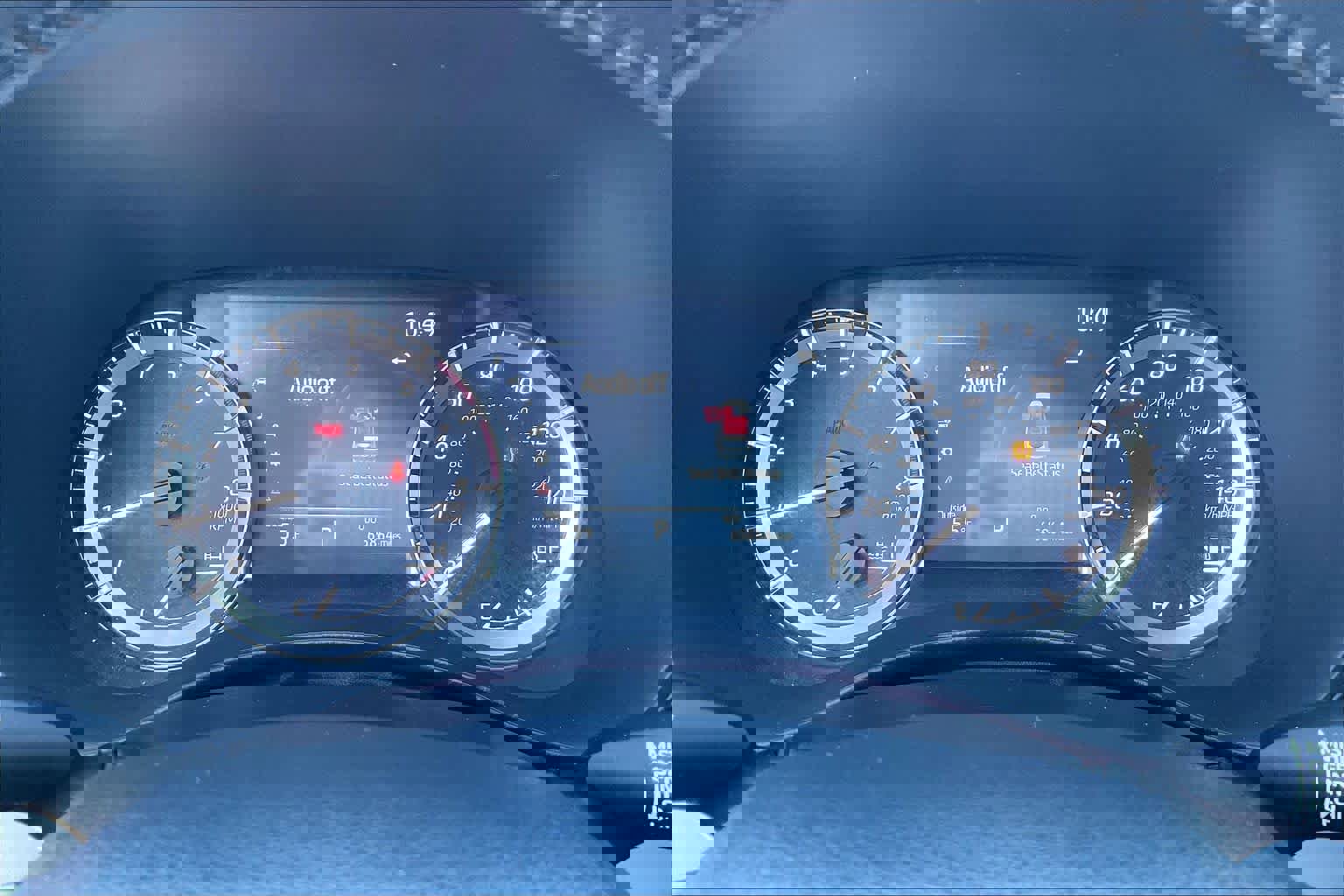 Used 2023 Toyota Highlander LE image 24