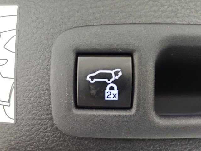 Certified 2022 Toyota Sienna Platinum FWD image 34