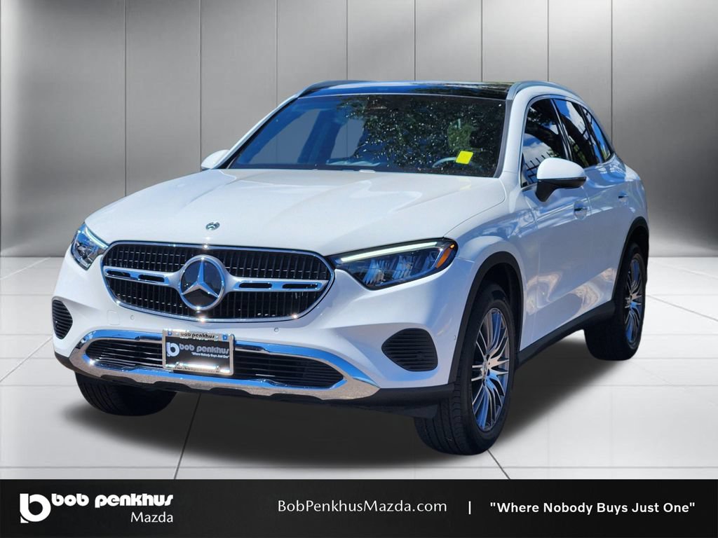 Used 2025 Mercedes-Benz GLC 300 image 23