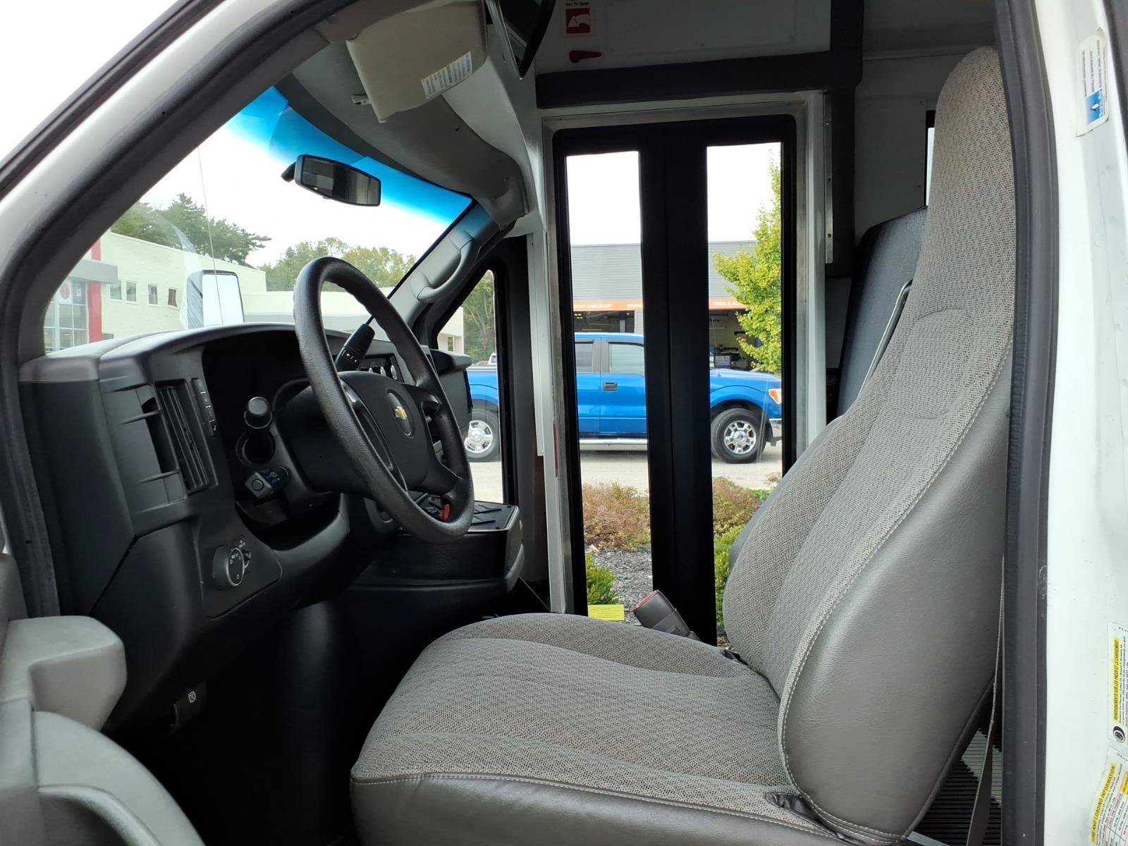 Used 2014 Chevrolet Express 3500 w/ School Bus Package RWD image 10