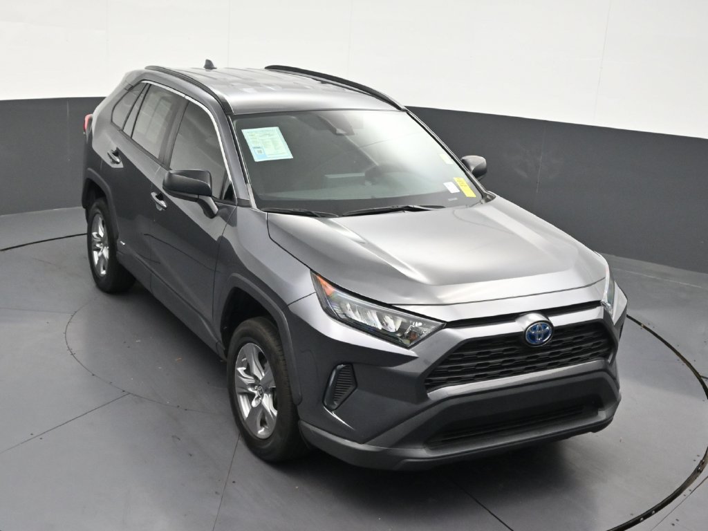 Used 2022 Toyota RAV4 LE AWD/4WD image 21