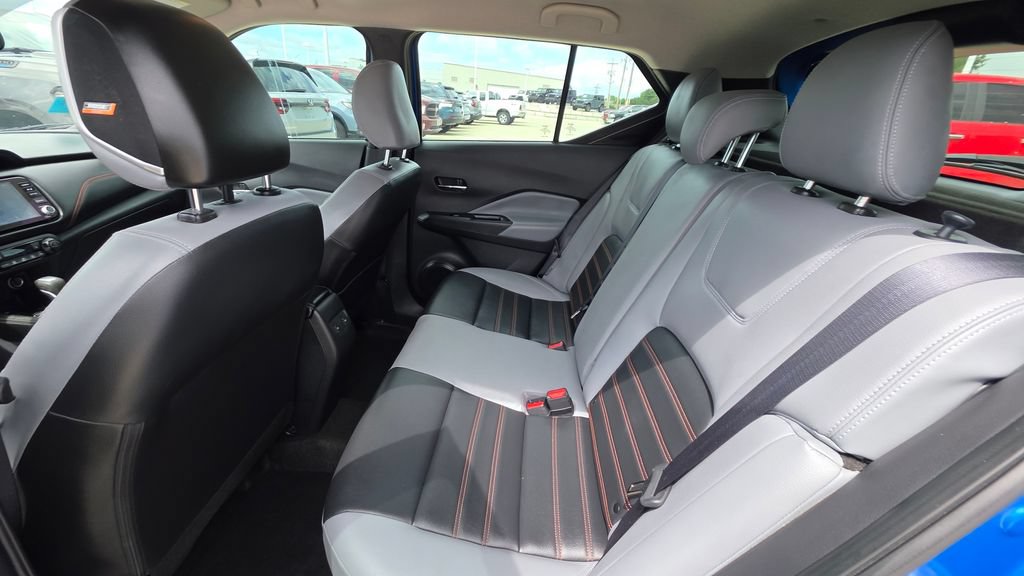 Used 2023 Nissan Kicks SR w/ SR Premium Package FWD image 13