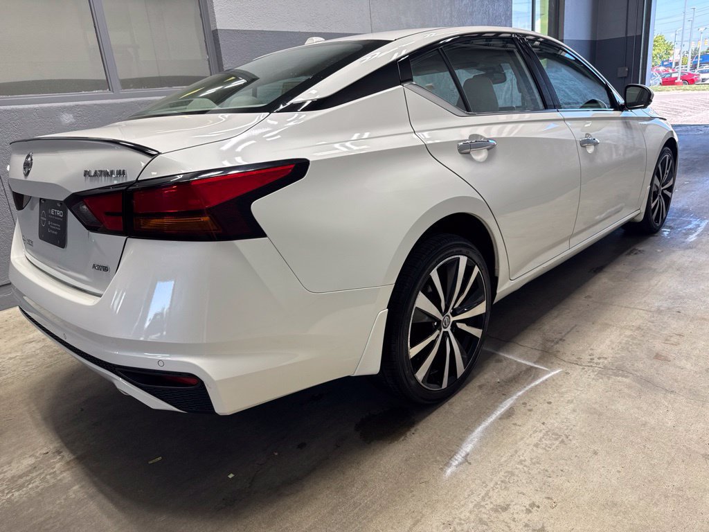 Used 2021 Nissan Altima 2.5 Platinum AWD/4WD image 7
