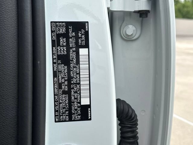 Certified 2023 Volvo C40 P8 Recharge Plus w/ Protection Package Premier AWD/4WD image 32